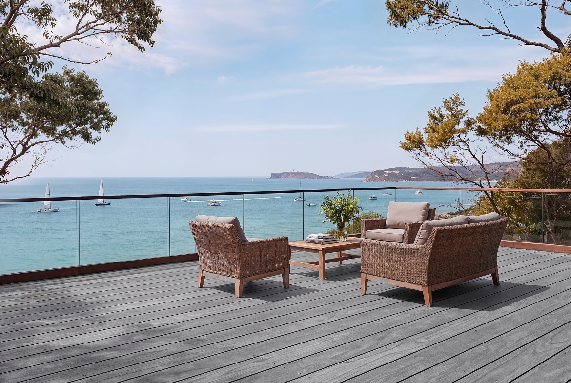 Accoya Color Grey -  Holzterrasse ohne Kompromisse!