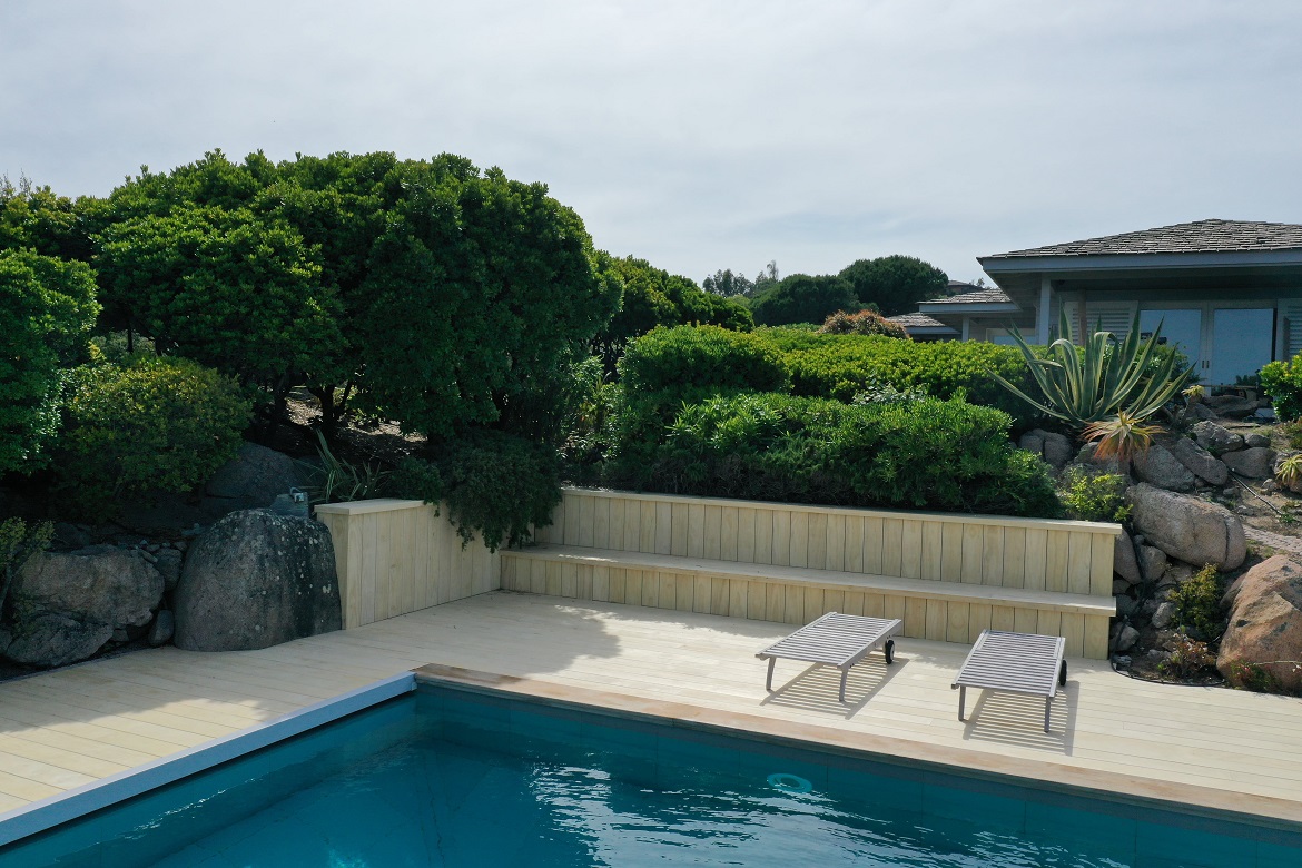 Accoya Terrassen und Poolumrandungen